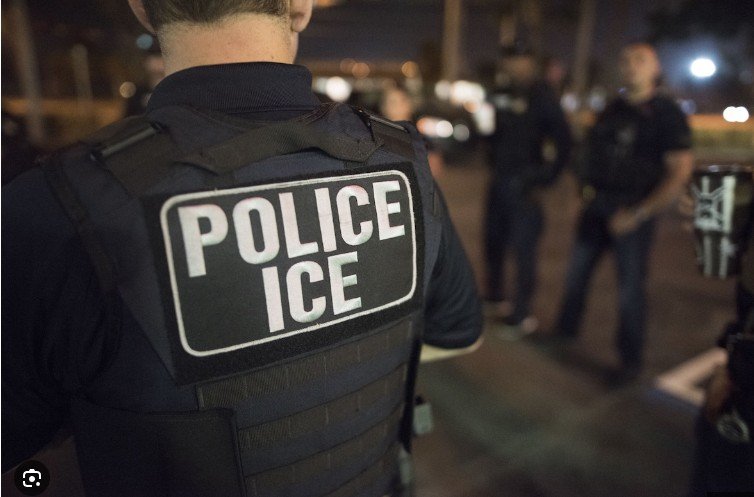 Attorneys raise awareness with business owners on immigration and ICE policies